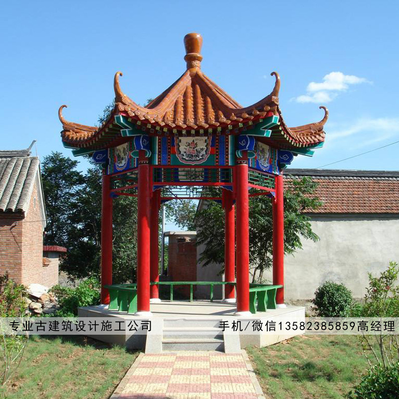 中国古建筑色彩丰富多样。